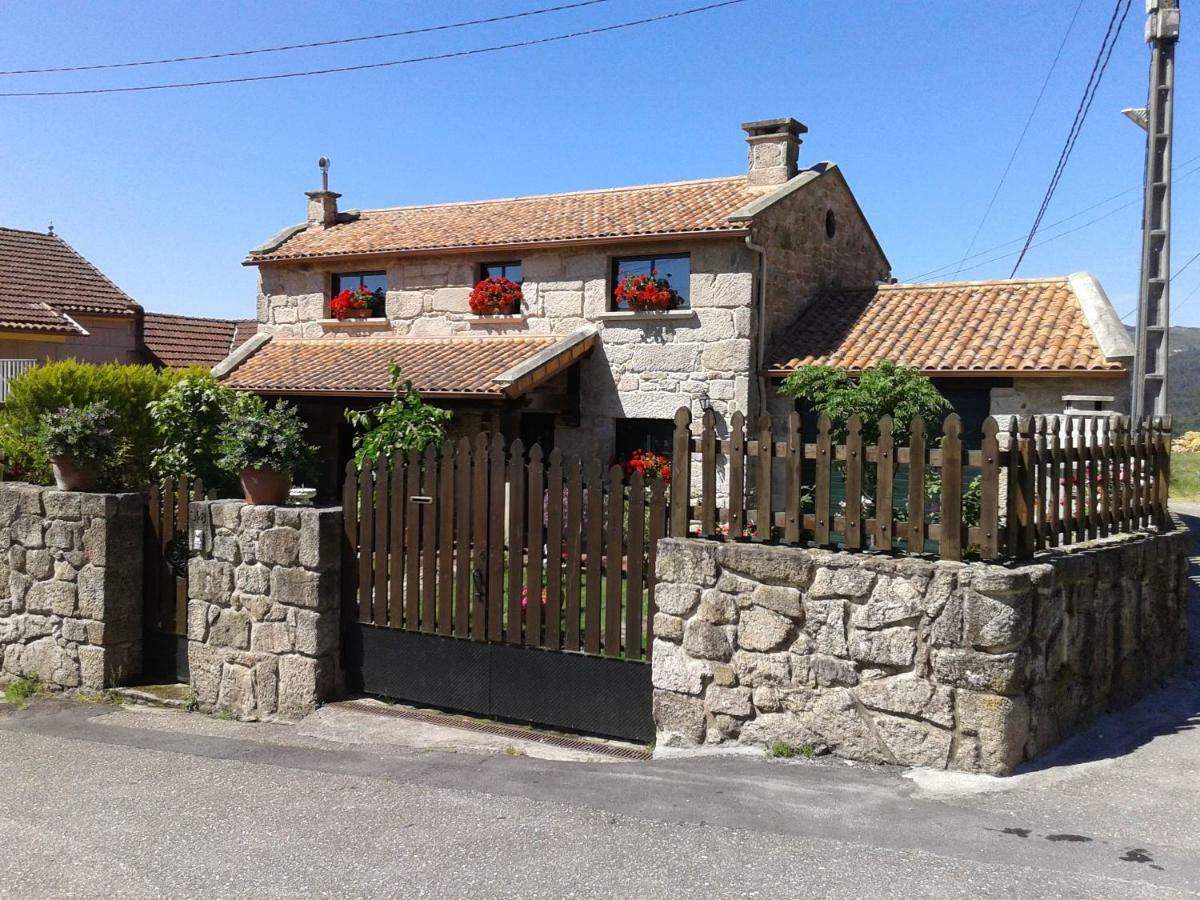O Lar De Sara Guest House Pontevedra Bagian luar foto